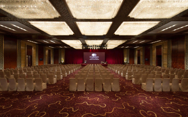 DoubleTree by Hilton Hotel Qinghai - Golmud