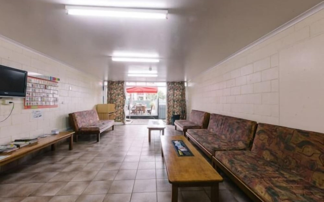 Beaches Backpackers Airlie Beach - Hostel