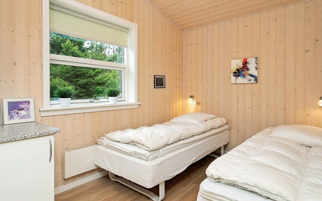 Enticing Holiday Home in Hals With Terrace