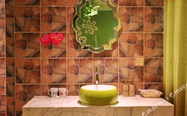 Haitaiyuan Boutique Hotel (Weihai Oulefang High-speed Railway North Station Branch)