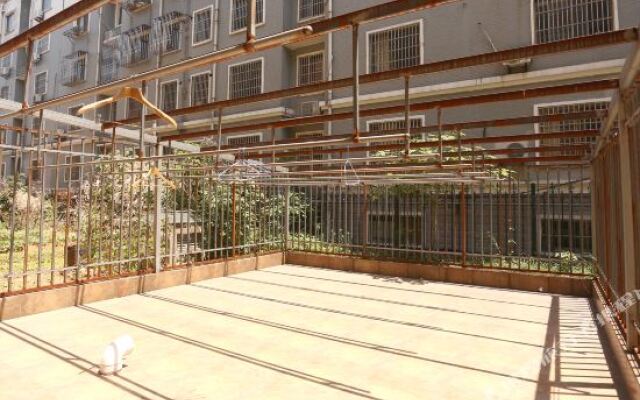 Pengmei Hotel (Wuxi Yixing Longbeishan Forest Park1287207)