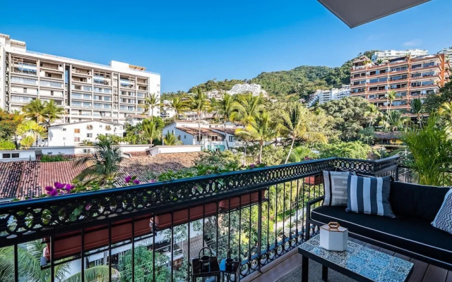 Pier 57-511 - Ultra Chic Pier57 Romantic Zone Best Rooftop