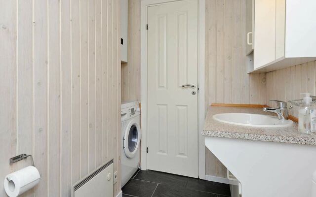 Modern Holiday Home in Fanø With Private Whirlpool