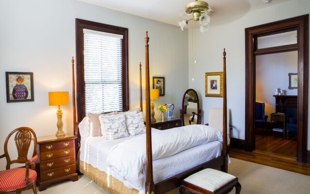 The Paxton- a Historic House Hotel