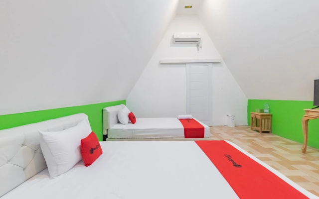 RedDoorz Syariah Plus Near Sukabumi Station – Guest Rooms – Sukabumi