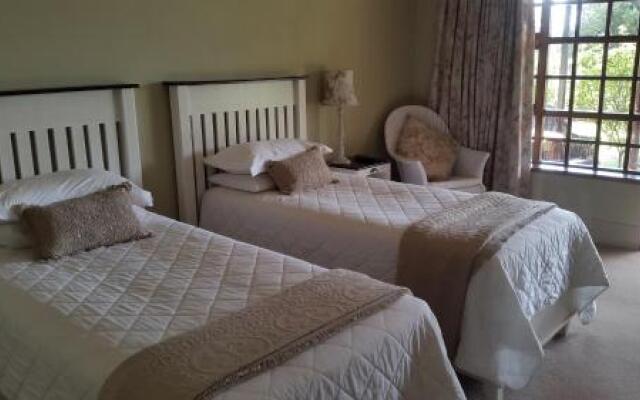 Olive Hill Country Lodge