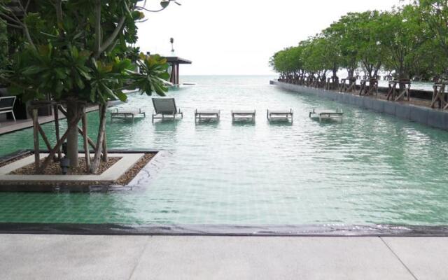 Reflection Jomtien Beach Pattaya Condo by Dome