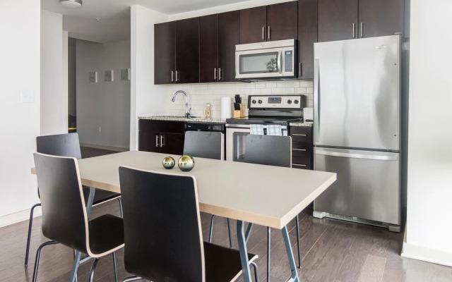 FRONTDESK Skyhouse Apts Uptown Charlotte
