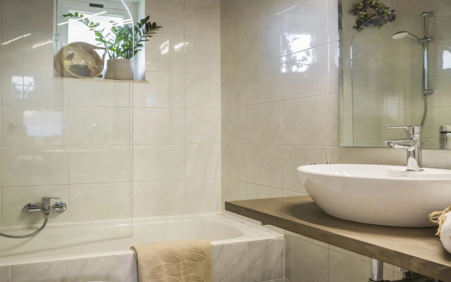Malibu Studios - Elegant & Cosy