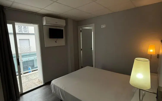 Hostal B y B Benidorm