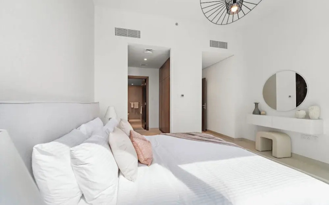2BR M Room CF7 B Near Jumeirah Beaches