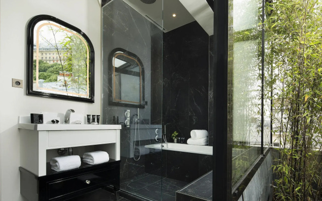 Hotel Le Narcisse Blanc & Spa