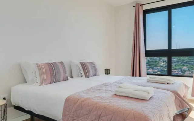 Banana Tree in C Mara de Lobos