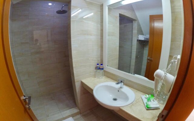 Ahadiat Hotel & Bungalow