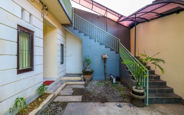 Merthan House by OYO Rooms