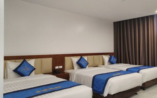 Ha Long Land Hotel