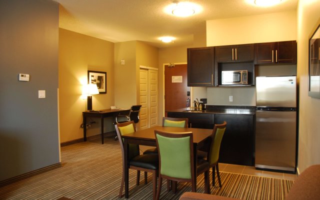 Best Western Plus Fort Saskatchewan Inn & Suites