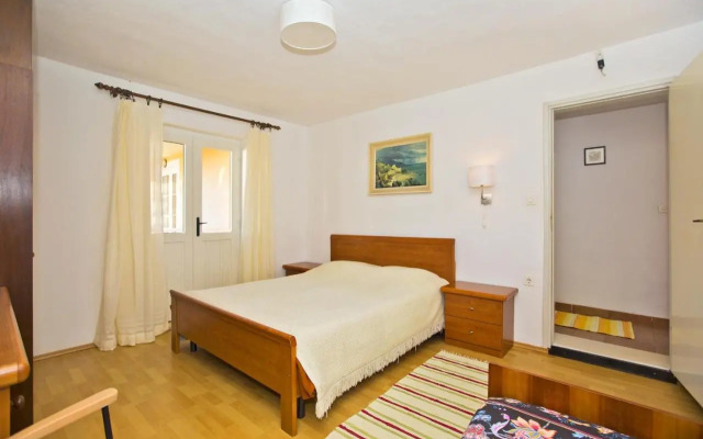 Seaside secluded apartments Cove Tvrdni Dolac, Hvar - 4008