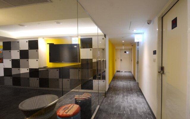 Sleep Taipei Hostel