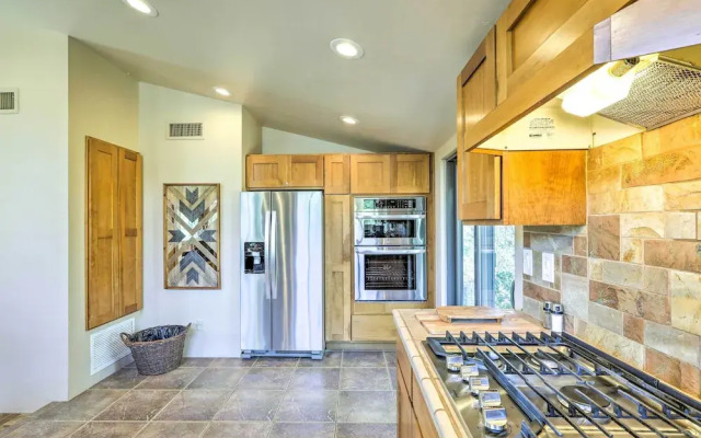 Mountain-view Deck: Bright Sedona Home