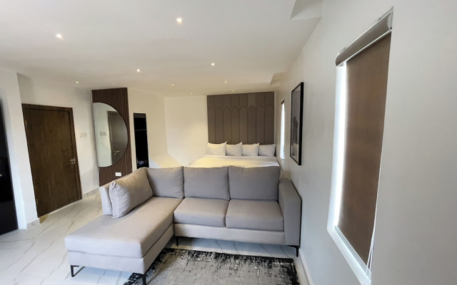 Luxe Apartments