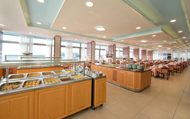 Belair Beach Hotel