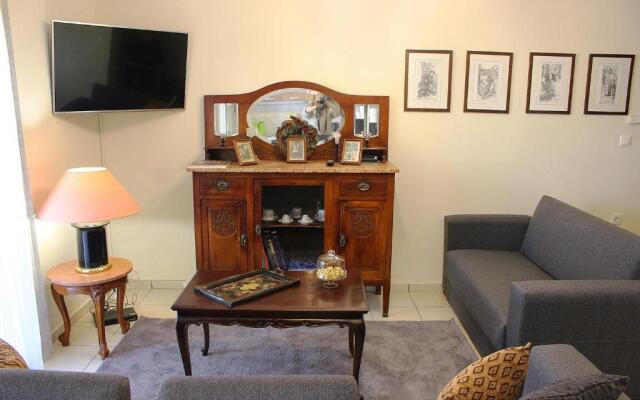Alkinoos Apt -Inspiring Living in Meteora -3BD