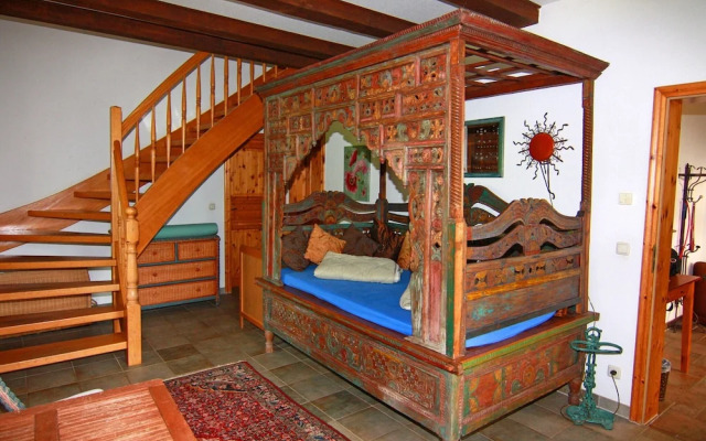 Gutshaus in Gressow mit Teich