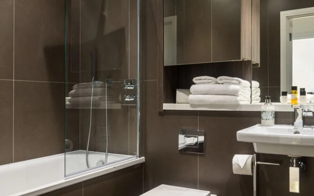 Spacious and Modern apartments Heathrow