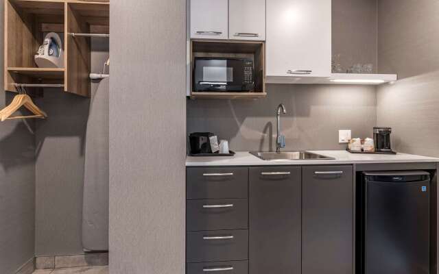 Quality Hotel & Conference Centre