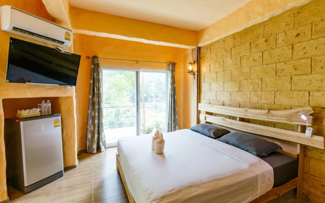 Baandin Chiewlarn Resort