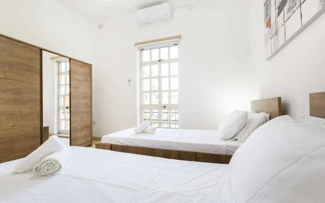 Sliema Lovely Flat