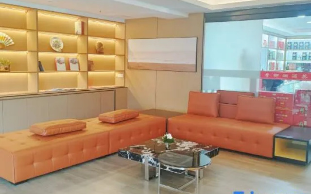 Vienna Hotel (Xiaoyi Wanda Plaza Municipal Government Branch)