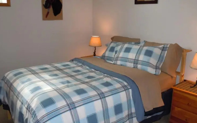 Krusi Retreat Bed & Breakfast Vacation Home