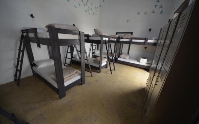 El Petate Hostel