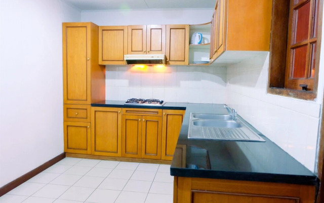 Prime 3br Senopati Apartment Close To Scbd