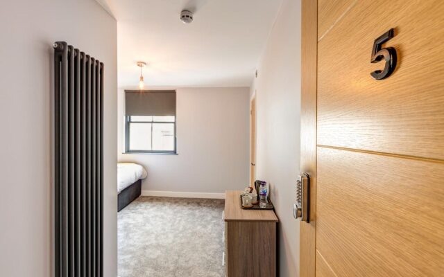 Morton Guest House