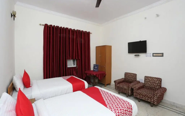 Loknath Guest House By OYO Rooms