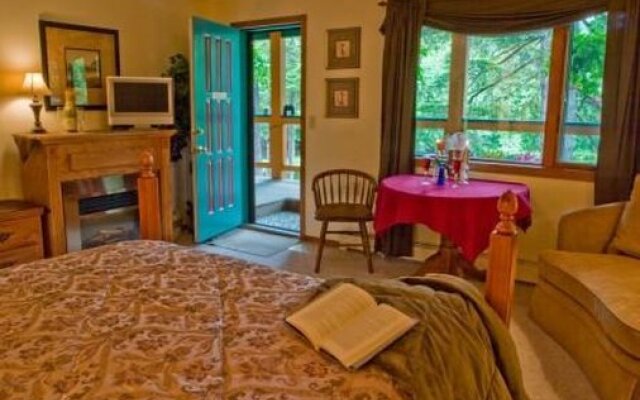 Pearson's Pond Luxury Inn & Spa