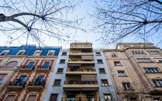 C211 Barcelona Apartments