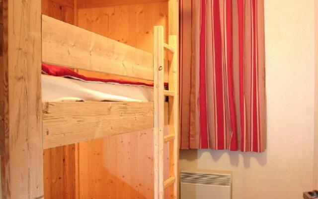 Luxury apartment with balcony in beautiful Les Deux Alpes