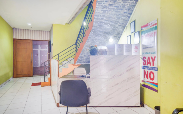 Hotel O J&B Smart Jatinegara – Guest Rooms – Jakarta