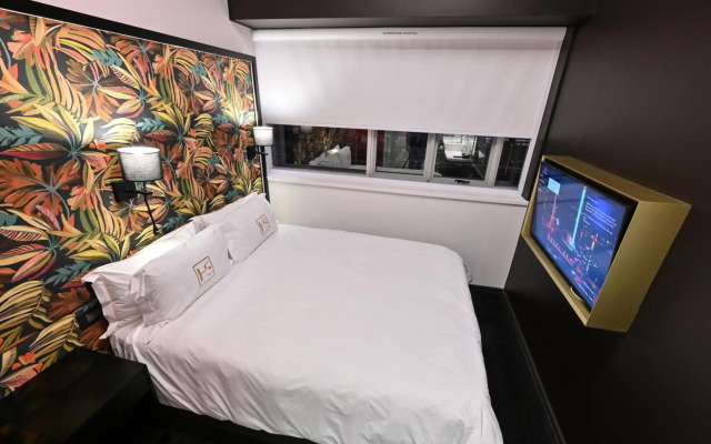 Hotel Sky Cape Town
