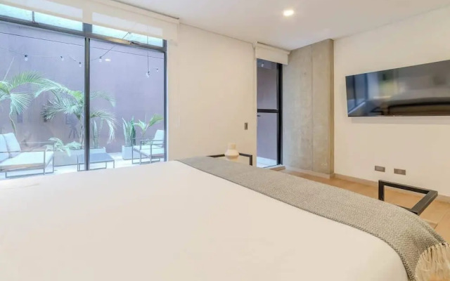 Panoramic 3 BR w/ Balcony in Laureles Medellín