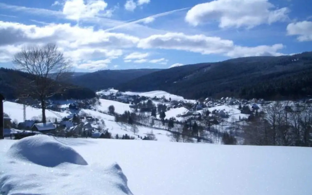 Peaceful Couples' Getaway