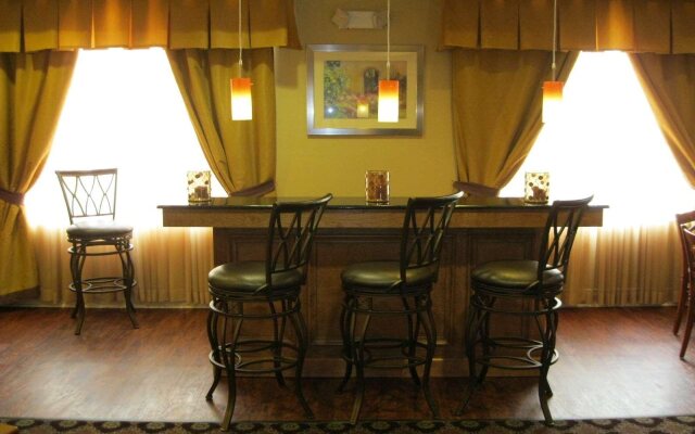 Best Western Plus Hannaford Inn & Suites