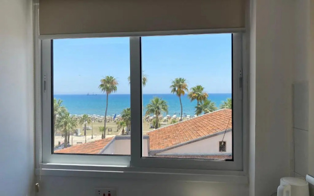 Larnaca Bay Suites