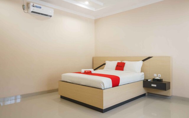 RedDoorz @ Hotel Copacobana Bengkulu