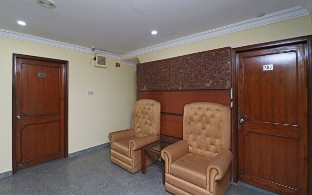 OYO 11647 Hotel Metro