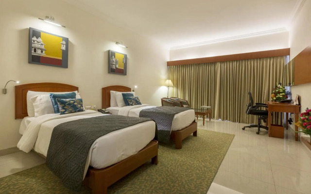 Hotel Naveen Lakeside